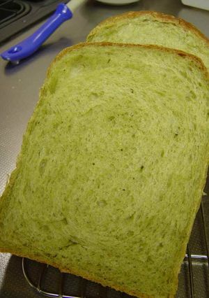 風味抜群☆ふっかふかほうれん草食パン-レシピのメイン写真