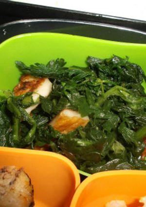 春菊とはんぺんの炒め物-レシピのメイン写真