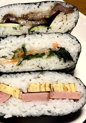 簡単 型で【おにぎらず】 不器用の人に。-レシピのメイン写真