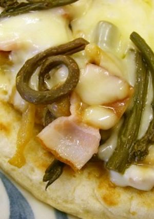山菜の和風ピザ-レシピのメイン写真