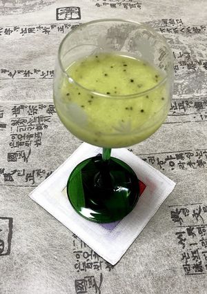 キウイフラッペ〜トロッとして甘酸っぱい-レシピのメイン写真