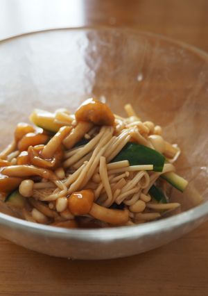 レンジで簡単!きのこの爽やか梅肉和え-レシピのメイン写真