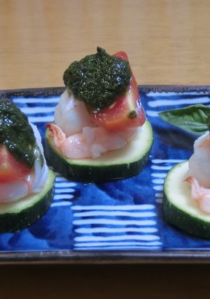 ズッキーニと海老とトマトのバジルソース-レシピのメイン写真