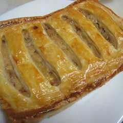 รูปของ おもてなしに♪簡単チキンクリームパイ包み