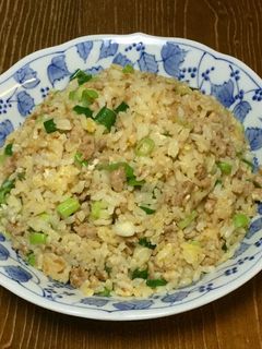 雑な男料理:簡単な鰹節チャーハン!!-レシピのメイン写真