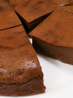濃厚しっとり生チョコ風チーズケーキ-レシピのメイン写真