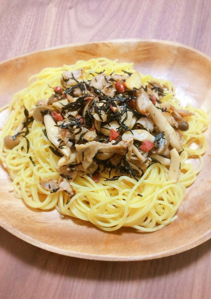 梅の実ひじきの和風パスタ-レシピのメイン写真