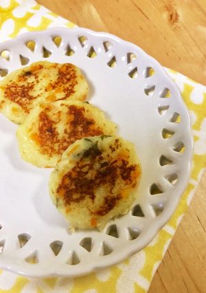 離乳食中期*ジャガイモと豆腐のおやき-レシピのメイン写真