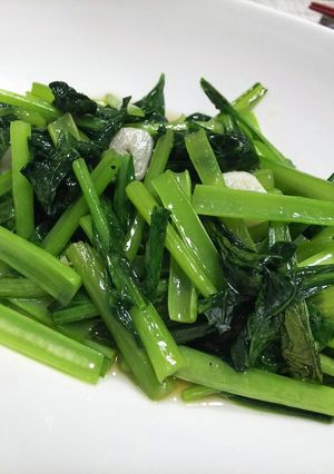 速攻でもう1品！定番の青菜にんにく炒め-レシピのメイン写真