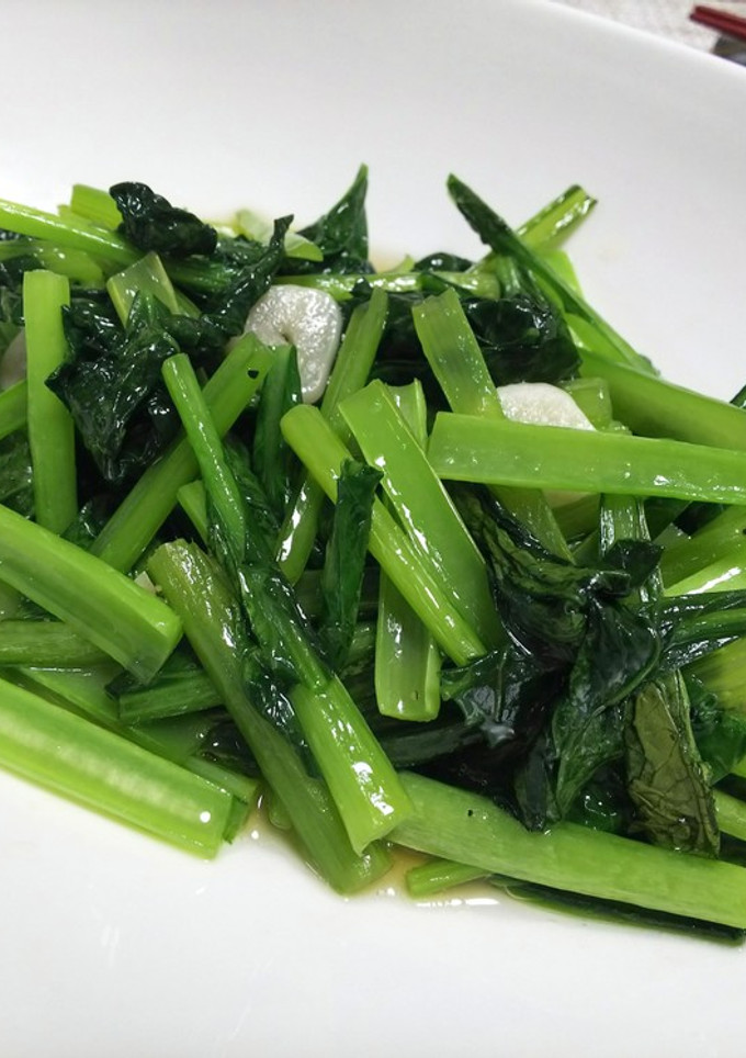 速攻でもう1品！定番の青菜にんにく炒め-レシピのメイン写真