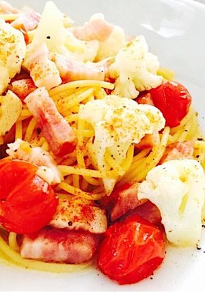 カリフラワーとトマトのバター風味パスタ-レシピのメイン写真