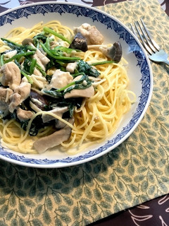 鶏肉とほうれん草のクリームパスタ-レシピのメイン写真