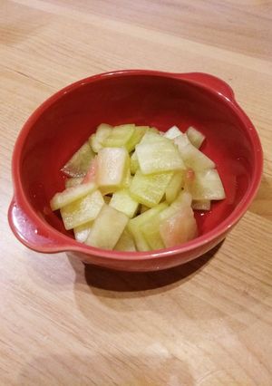 スイカの皮で簡単パリパリ浅漬け-レシピのメイン写真