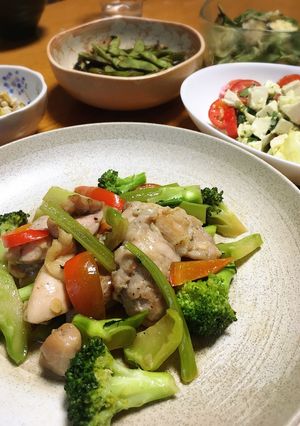 鳥モモとブロッコリーニンニク味噌炒め-レシピのメイン写真