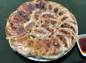 白菜とニラで作るジューシー焼き餃子-レシピのメイン写真