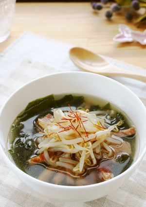 簡単スープご飯☆ちょっぴりピリ辛-レシピのメイン写真