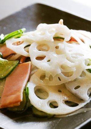 シャキシャキ！れんこんサラダ-レシピのメイン写真