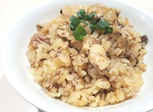 簡単♥さば水煮缶で炊き込みご飯♪-レシピのメイン写真