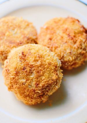 簡単！基本のじゃがいもとひき肉のコロッケ-レシピのメイン写真
