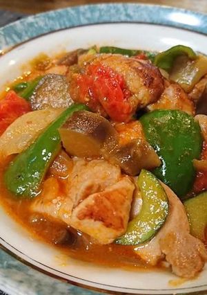 鶏チリ夏野菜煮込み×SHiBORO-レシピのメイン写真