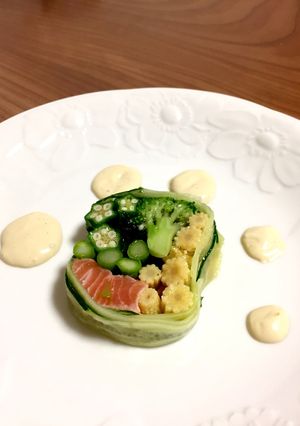 簡単 綺麗なサーモンと夏野菜のテリーヌ-レシピのメイン写真