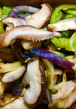 細切り野菜と椎茸のごま油炒め-レシピのメイン写真