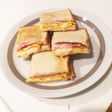 ハムたまごチーズサンド