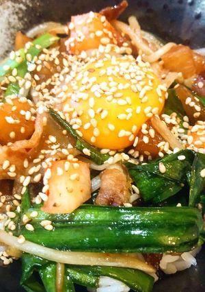 混ぜてレンジで3分！がっつり豚キムチ丼✩-レシピのメイン写真