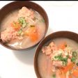 オソマ☆鮭チタタプのオハウ(鮭つくね汁)