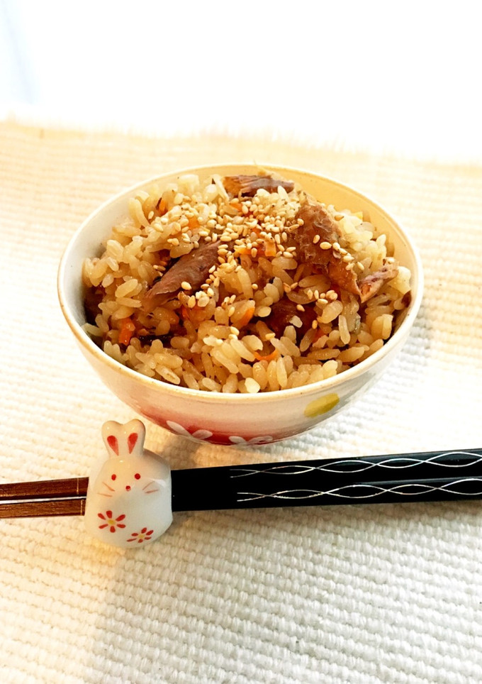 簡単♪さんまの缶詰で炊き込みご飯♡-レシピのメイン写真