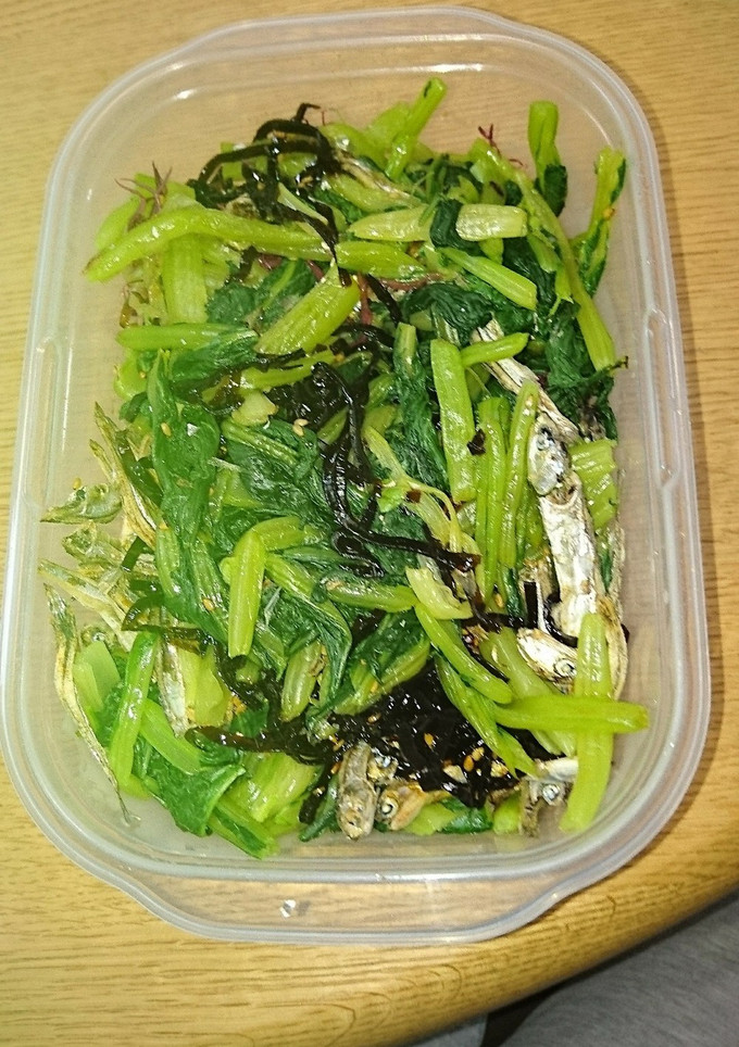 小松菜ごま昆布と食べるにぼしの和え物-レシピのメイン写真