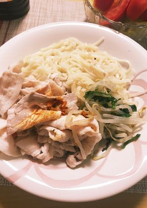 ごま油香る〜汁なし冷しゃぶうどん-レシピのメイン写真
