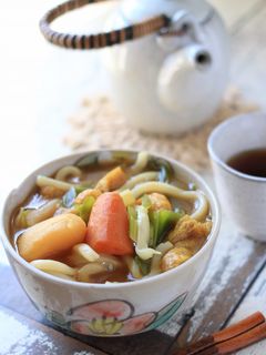 残りカレーでゴロゴロ「カレーうどん」-レシピのメイン写真