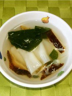 小松菜とワンタンの皮のスープ-レシピのメイン写真