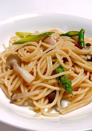 ささみとアスパラのペペロンチーノ風パスタ-レシピのメイン写真