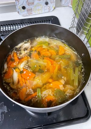 超簡単！もつ鍋風（ニンニク醤油）キムチ鍋-レシピのメイン写真