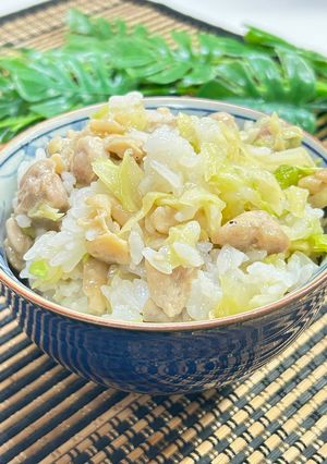 鶏肉とキャベツのやみつきガリバタ混ぜご飯-レシピのメイン写真