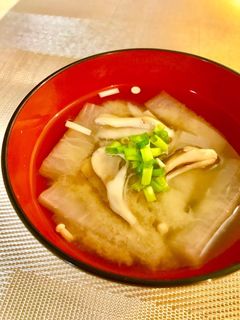 *舞茸と大根のお味噌汁*-レシピのメイン写真