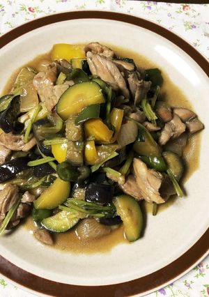 ズッキーニと野菜の鶏肉炒め-レシピのメイン写真