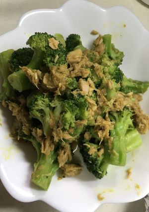 冷凍ブロッコリーツナカレー炒め-レシピのメイン写真