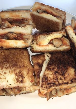 きのこたっぷり　揚げ焼きミートパン-レシピのメイン写真