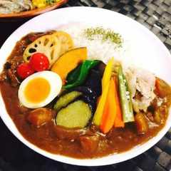 รูปของ 野菜たっぷりカレー♡