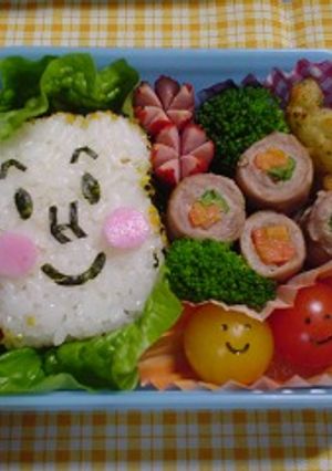 キャラ弁。しょくぱんまん弁当♪-レシピのメイン写真