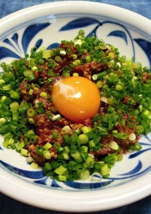 ゴマ・ゴマ・ゴマの鯨肉のユッケ風-レシピのメイン写真