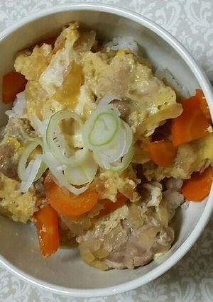 ニンジン入り親子丼-レシピのメイン写真