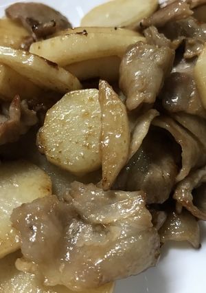 山芋と豚バラ炒め　麺つゆで簡単美味しい-レシピのメイン写真