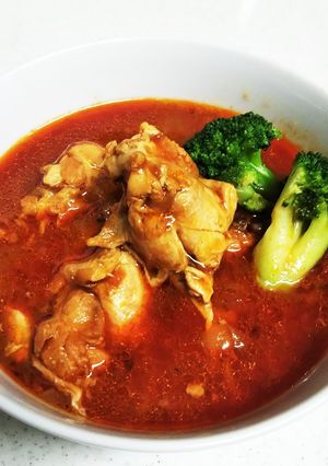 超簡単‼️鶏手羽元のトマトスープカレー-レシピのメイン写真