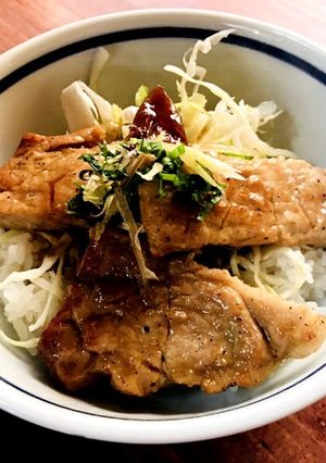 簡単!ははつゆだけでさっぱりトンテキ丼-レシピのメイン写真