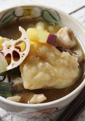 小麦粉と片栗粉でもちもち「すいとん」-レシピのメイン写真