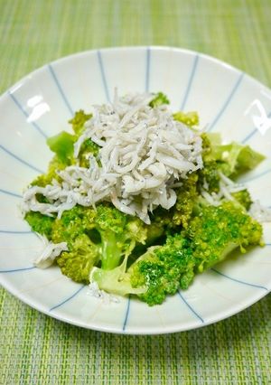 簡単！釜揚げしらすとブロッコリーのサラダ-レシピのメイン写真